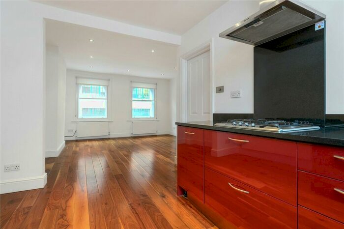 2 Bedroom House To Rent In Cowcross Street, London, EC1M