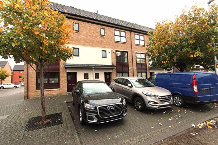 4 Bedroom Terraced House To Rent In Tower Square, Northampton, NN5