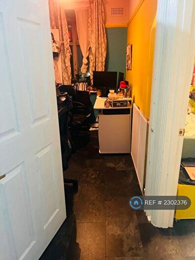 2 Bedroom Flat To Rent In Church Lane, Kingsbury, NW9