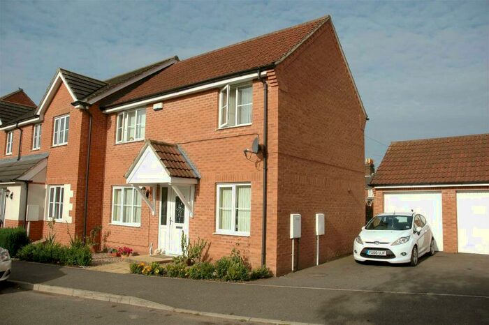 3 Bedroom Semi-Detached House To Rent In Spilsby Meadows, Lincolnshire, Spilsby, PE23