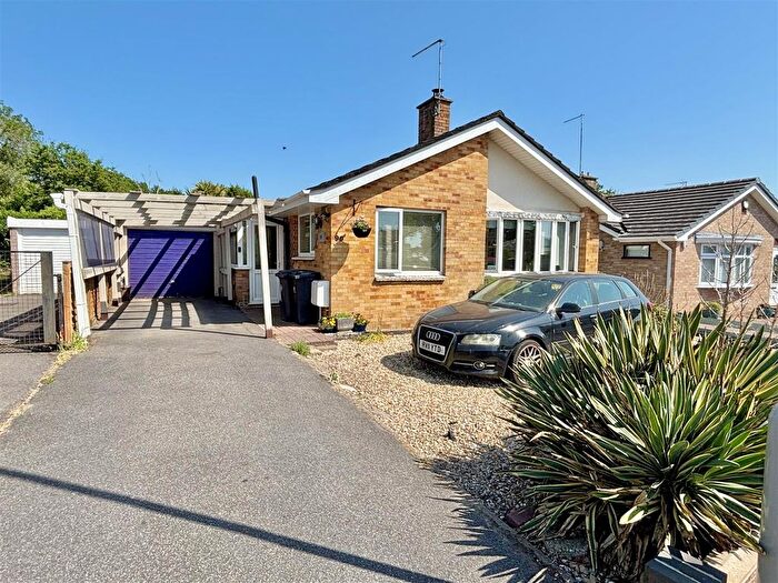 2 Bedroom Detached Bungalow For Sale In Beacon Park Road, Upton, BH16