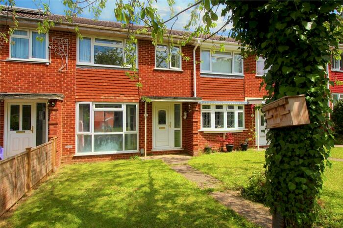 3 Bedroom Terraced House To Rent In Elgar Close, Basingstoke, Hampshire, RG22
