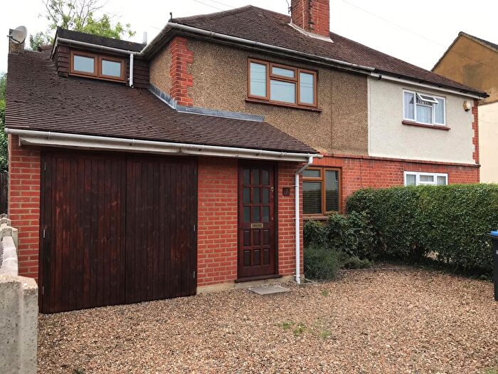 3 Bedroom Semi-Detached House To Rent In Common Lane, Addlestone, KT15