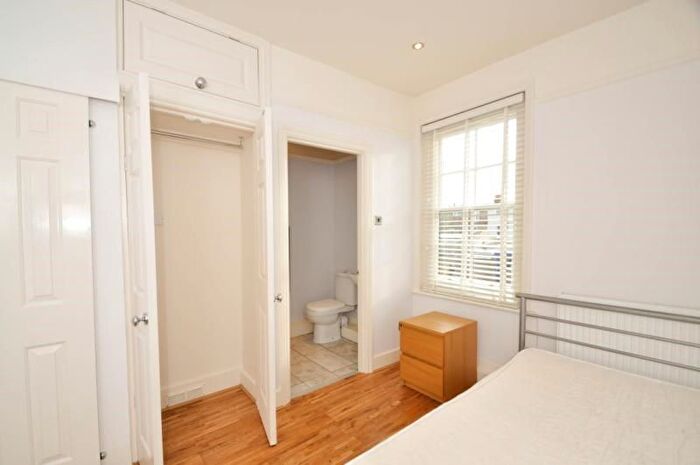 1 Bedroom Property To Rent In Kingston Road, London, SW19