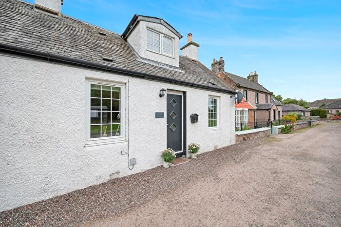 2 Bedroom Semi-Detached House For Sale In Main Street, Newmills, Dunfermline, KY12