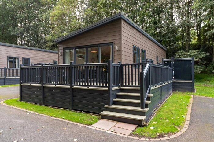 2 Bedroom Lodge For Sale In Aysgarth, Leyburn, DL8