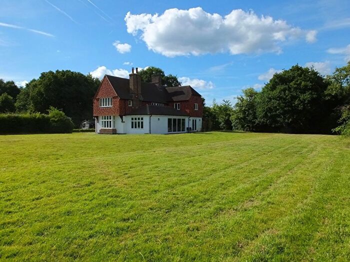 7 Bedroom Detached House To Rent In Broad Street, Guildford, GU3