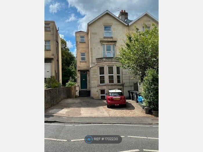 Studio To Rent In Cotham Brow, Bristol, BS6