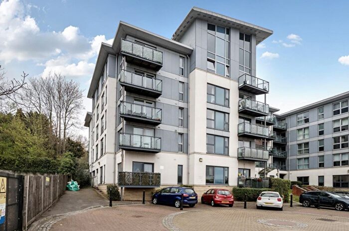 1 Bedroom Flat For Sale In Mckenzie Court, Maidstone, ME14