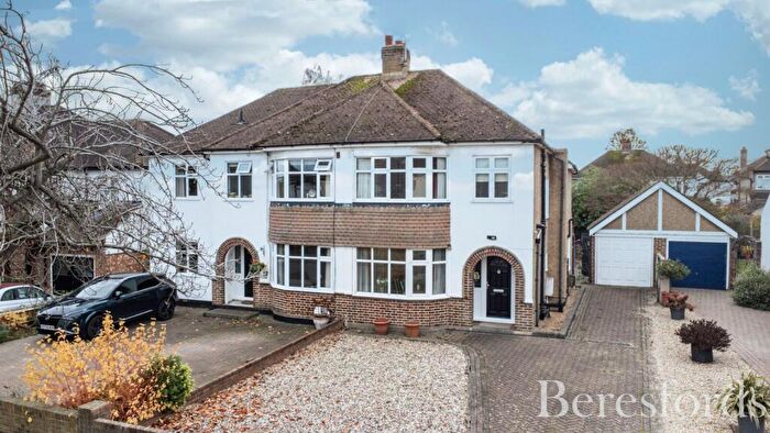 3 Bedroom Semi Detached House For Sale In Third Avenue, Chelmsford, CM1