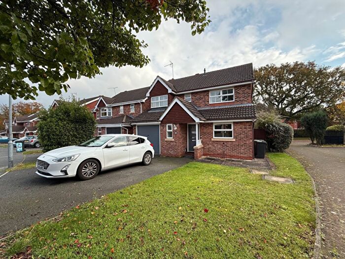 4 Bedroom Detached House To Rent In Lister Avenue, Worcester, WR4
