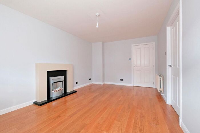 2 Bedroom Flat To Rent In B, South College Street, Aberdeen, AB11