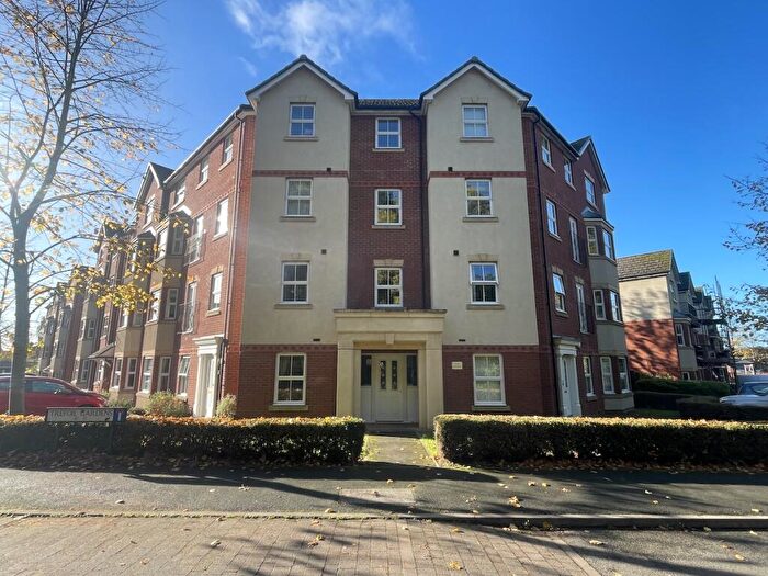 2 Bedroom Apartment To Rent In Stourbridge - Trefoil Gardens, DY8