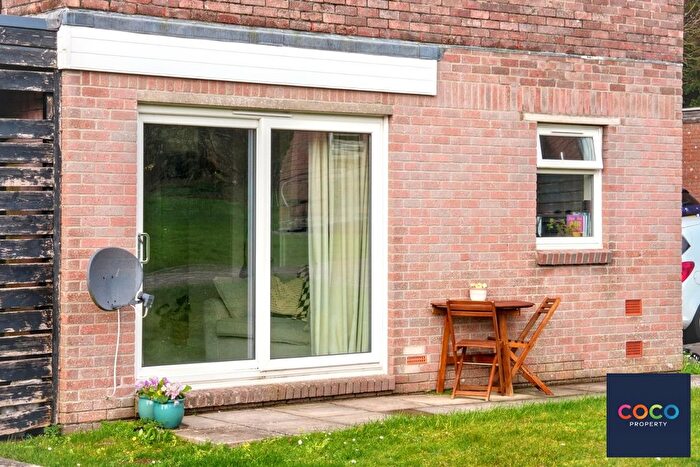 2 Bedroom Flat For Sale In Fourgates Road, Dorchester, Dorset, DT1