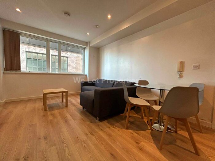 1 Bedroom Apartment To Rent In The Birchin, Joiner Street, M4