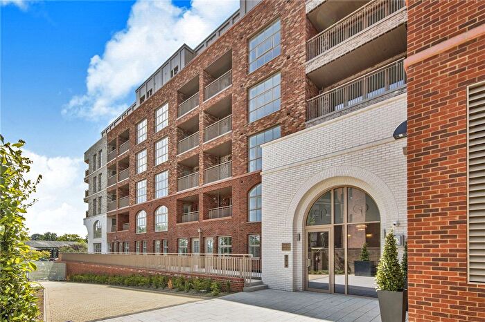 1 Bedroom Flat For Sale In Chandlers Place, High Street, Sevenoaks, Kent, TN13