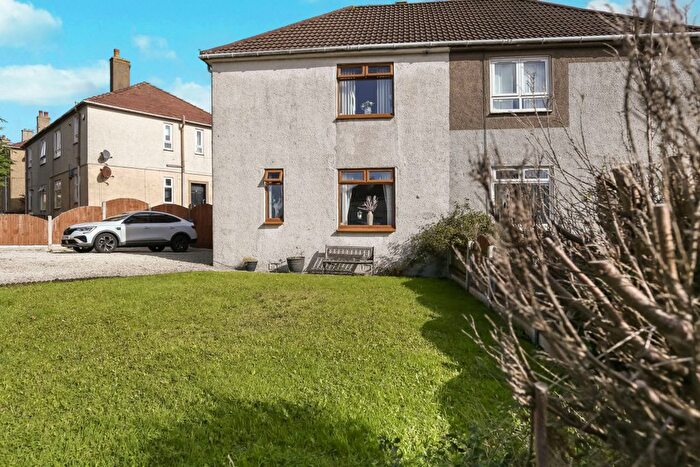3 Bedroom Semi-detached House For Sale In Wallace Avenue, Stevenston, KA20