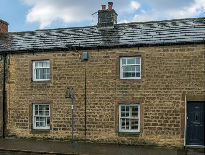 3 Bedroom Terraced House For Sale In Silver Street, Masham, North Yorkshire, HG4