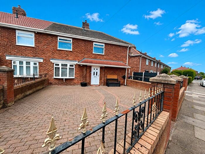 3 Bedroom Semi Detached House For Sale In Holdenby Drive, Middlesbrough, TS3