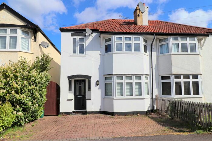3 Bedroom Semi-Detached House To Rent In Endsleigh Gardens, Walton-On-Thames, KT12