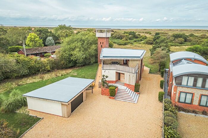4 Bedroom Detached House For Sale In Broadwater Road, Holme, Hunstanton, PE36