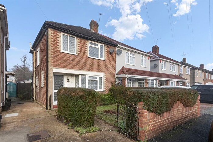 3 Bedroom Semi Detached House For Sale In Raleigh Avenue, Hayes, UB4