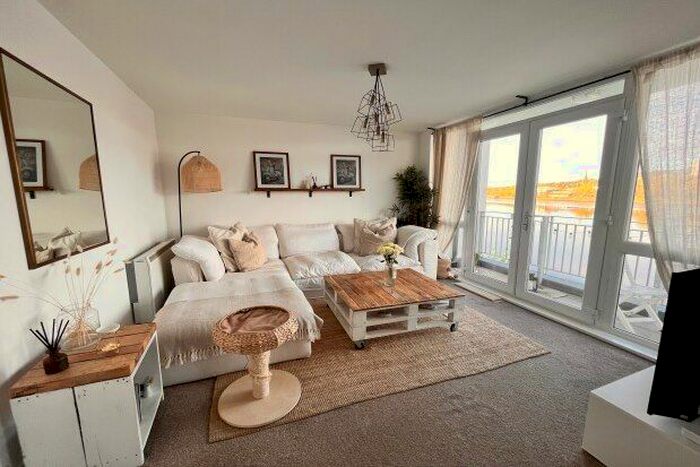 2 Bedroom Flat To Rent In The Armstrong, Gateshead, NE8