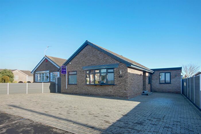 4 Bedroom Detached Bungalow For Sale In Northfield, Swanland, HU14