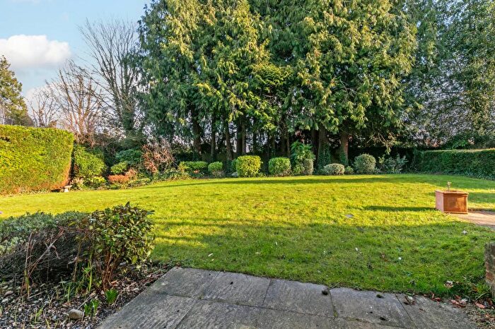 2 Bedroom Flat For Sale In Chilbolton Avenue, Winchester, SO22