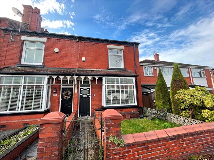 3 Bedroom End Of Terrace House To Rent In Manchester Road, Kearsley, Bolton, Greater Manchester, BL4