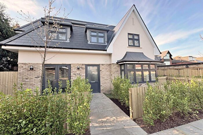 2 Bedroom Detached House For Sale In Southbourne, BH6