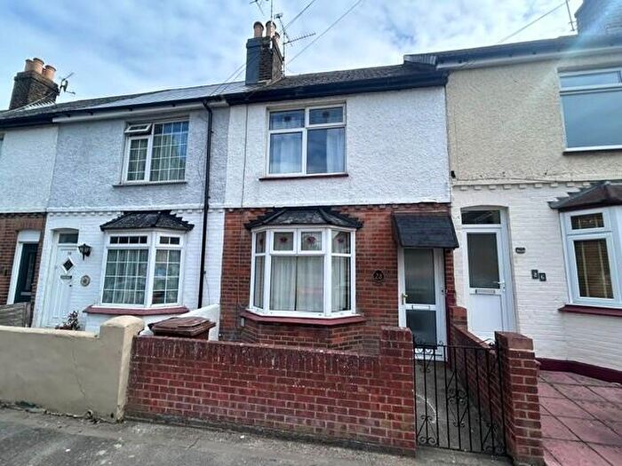 3 Bedroom House To Rent In Maple Avenue, Gillingham, ME7