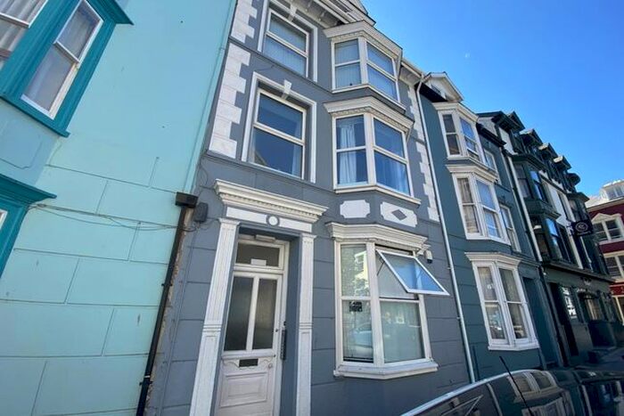 1 Bedroom Flat To Rent In Portland Street, Aberystwyth, SY23