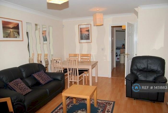 4 Bedroom Terraced House To Rent In Hodder Grove, West Bromwich, B71