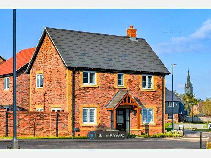 3 Bedroom Detached House To Rent In Hanslope, Hanslope, MK19