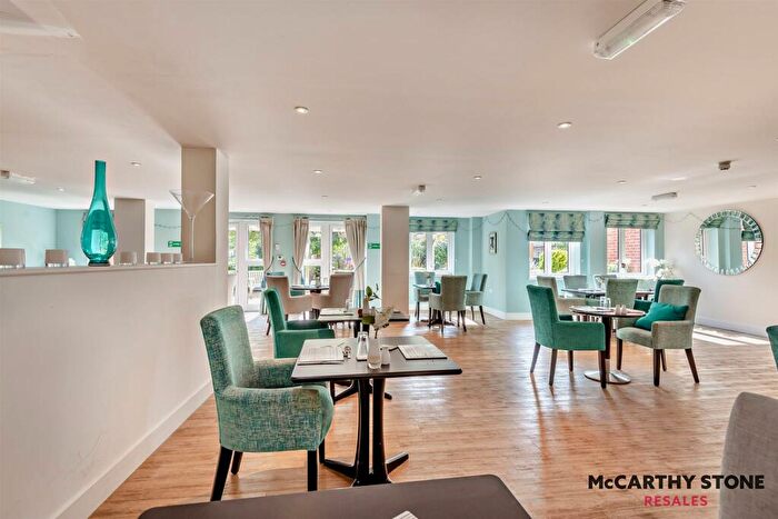 2 Bedroom Apartment For Sale In Sydney Court, Lansdown Road, Sidcup, DA14