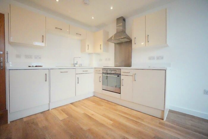 1 Bedroom Flat To Rent In Cheap Street, Newbury, Berkshire, RG14