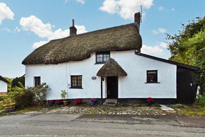 4 Bedroom Detached House For Sale In Forge Cottage, Sampford Courtenay, EX20