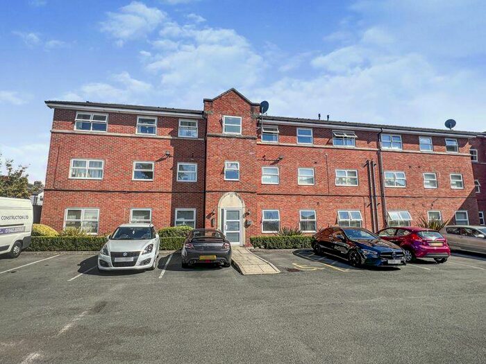 2 Bedroom Flat To Rent In Apartment Manor Fold Atkin Street Worsley, M28