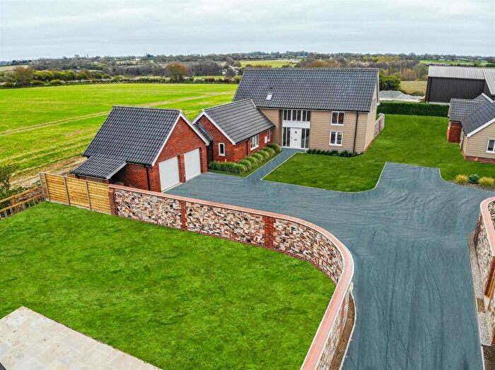4 Bedroom House For Sale In Hall Road, Brockdish, IP21