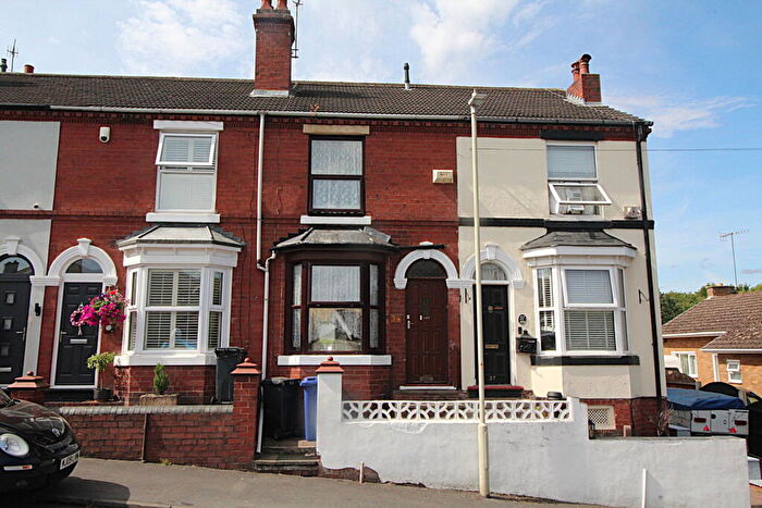 3 Bedroom Terraced House For Sale In Yardley Street, Stourbridge, DY9