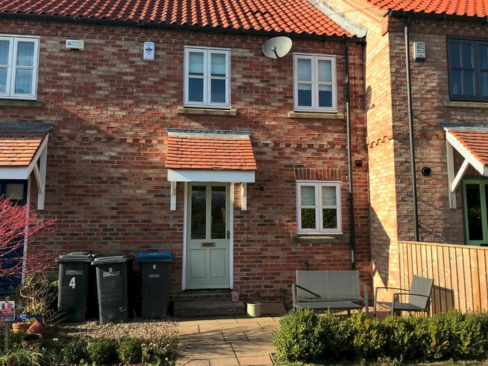 3 Bedroom Terraced House To Rent In White House Close, Tollerton, York, YO61