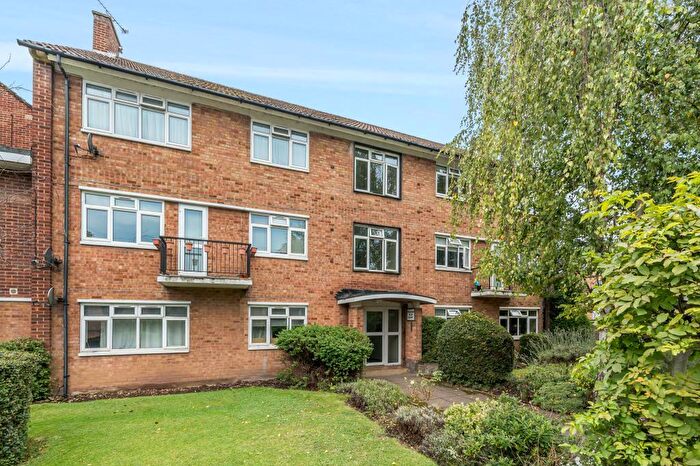 2 Bedroom Apartment To Rent In Maidenhead, Null, SL6