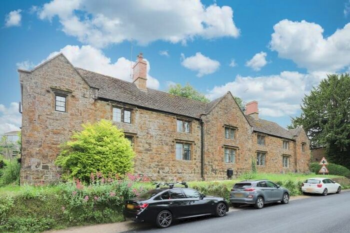 1 Bedroom Terraced House To Rent In Broughton, OX15