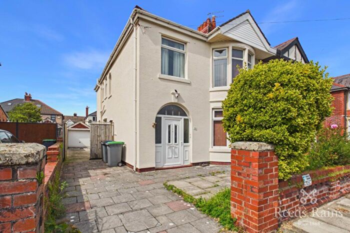 4 Bedroom Semi-Detached House For Sale In Kenilworth Gardens, Blackpool, Lancashire, FY4