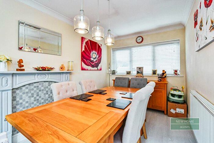 4 Bedroom Detached House For Sale In Parc Fferws, Ammanford, Carmarthenshire, SA18