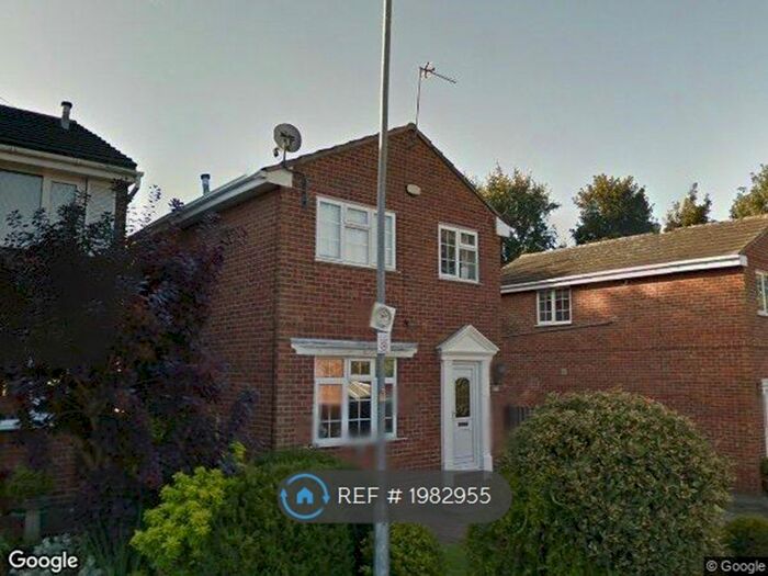 3 Bedroom Detached House To Rent In St. Johns Croft, Wakefield, WF1