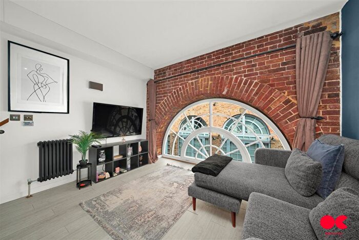 1 Bedroom Flat For Sale In Kidman Close, Romford, RM2