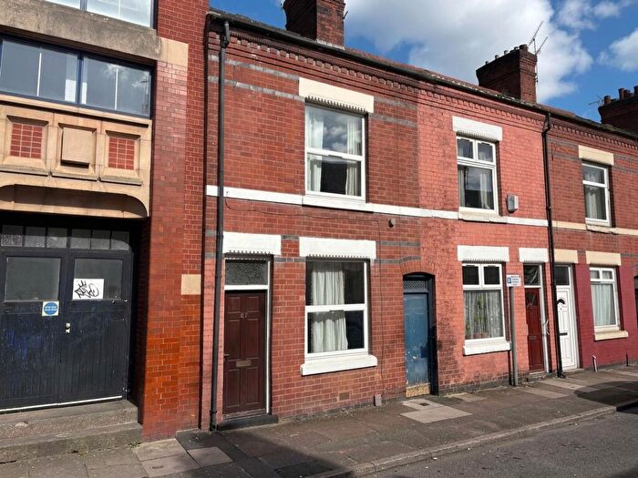 3 Bedroom Terraced House For Sale In Ullswater Street, Leicester, LE2