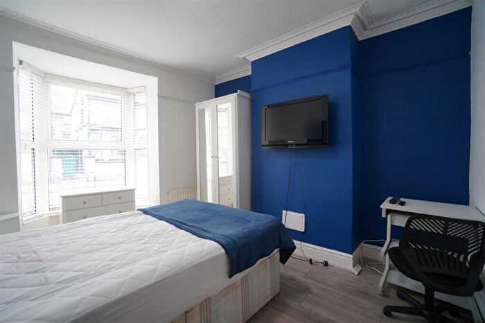 5 Bedroom House To Rent In Penchiwntan Road, Bangor, LL57